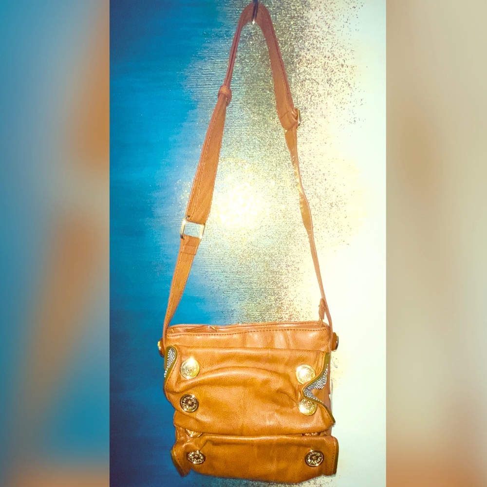 Cute As a Button Pocketbook